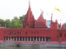 Varanasi, Durga Temple